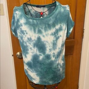 💰💰💰3 for 12$💰💰💰Tie-Dye Women’s Top-Small